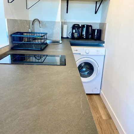 アパート Beautiful Private Rooftop With Sea View 4 People *