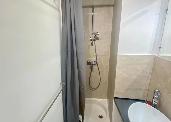 アパート Beautiful Private Rooftop With Sea View 4 People Saint-Raphaël