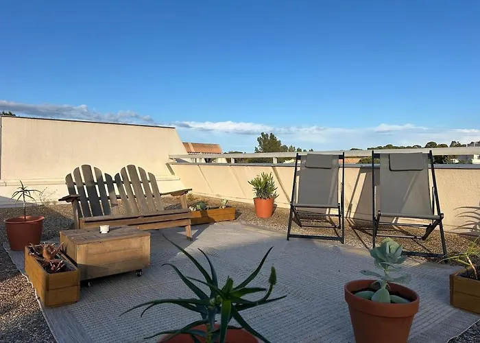 Beautiful Private Rooftop With Sea View 4 People